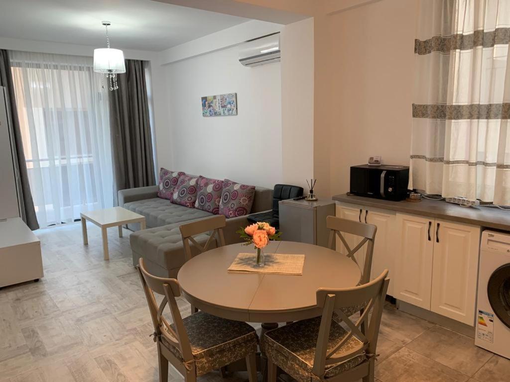 Apartmán Iris Năvodari Exteriér fotografie
