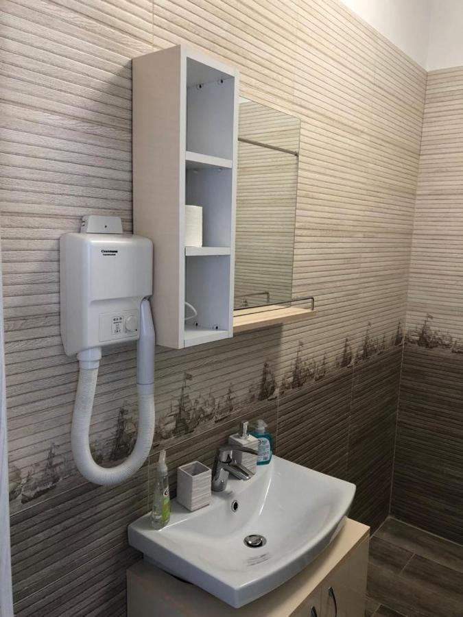 Apartmán Iris Năvodari Exteriér fotografie